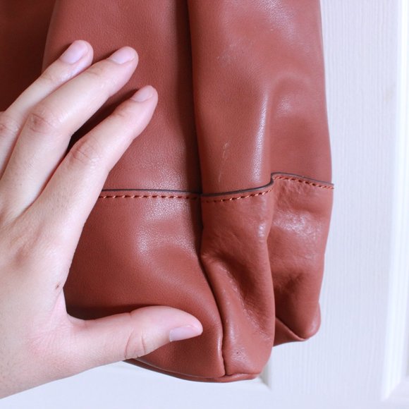 Mango Leather Bucket Bag - Picture 6 of 16